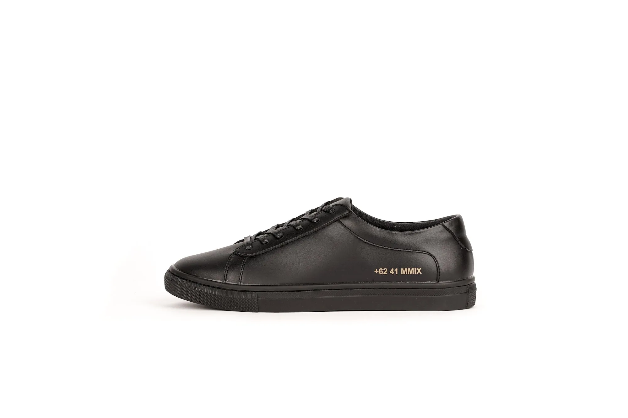 LAH-01 | TRIPLE BLACK | MEN