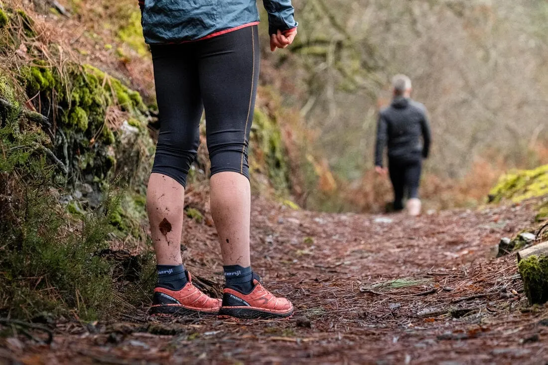 LEGGING DE TRAIL RUNNING 3/4 FEMME EMBOSS NOIR BRONZE