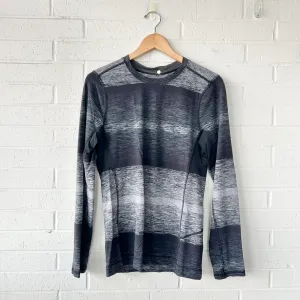 Lulu Lemon Athletic Top Size Medium