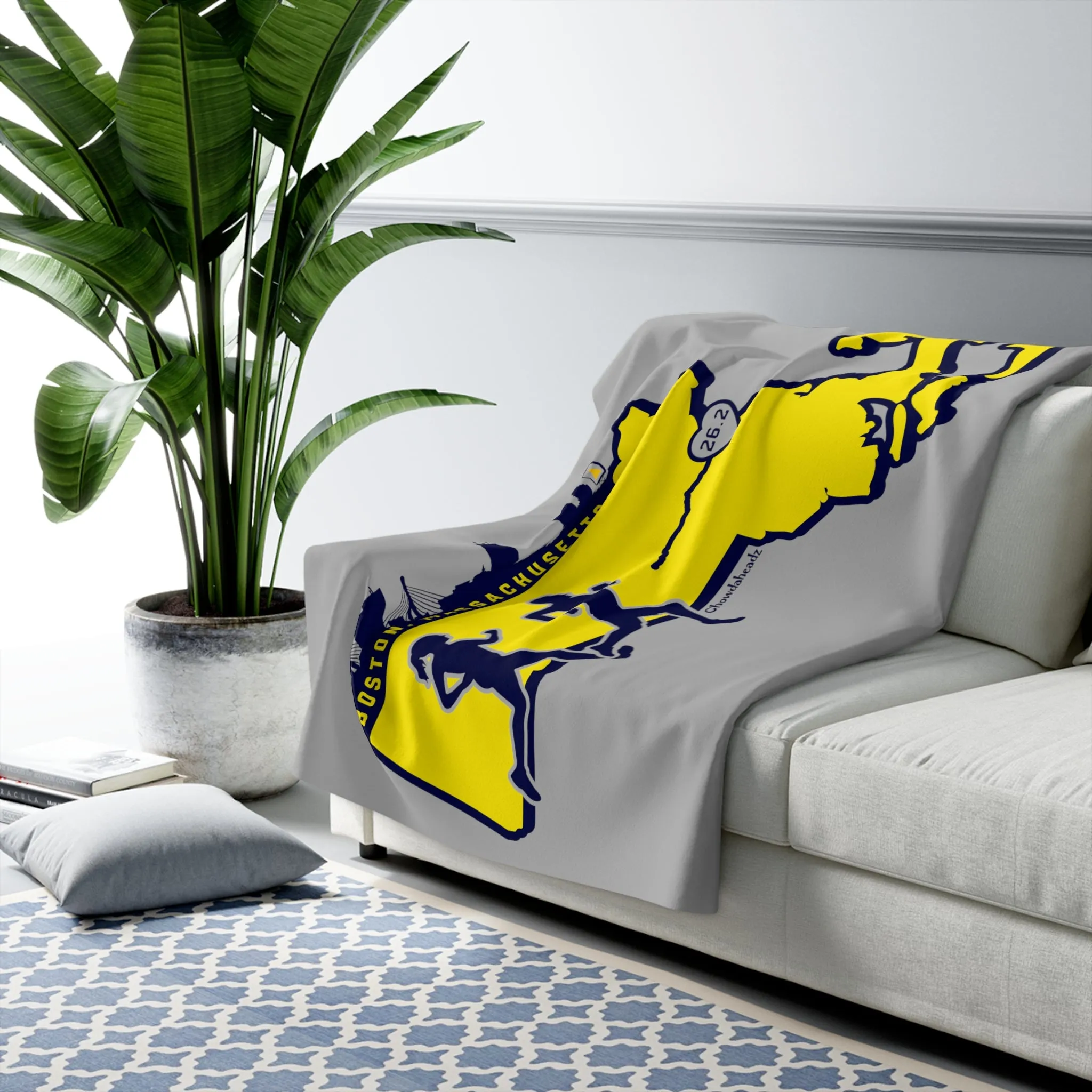 Massachusetts Runner Sherpa Fleece Blanket