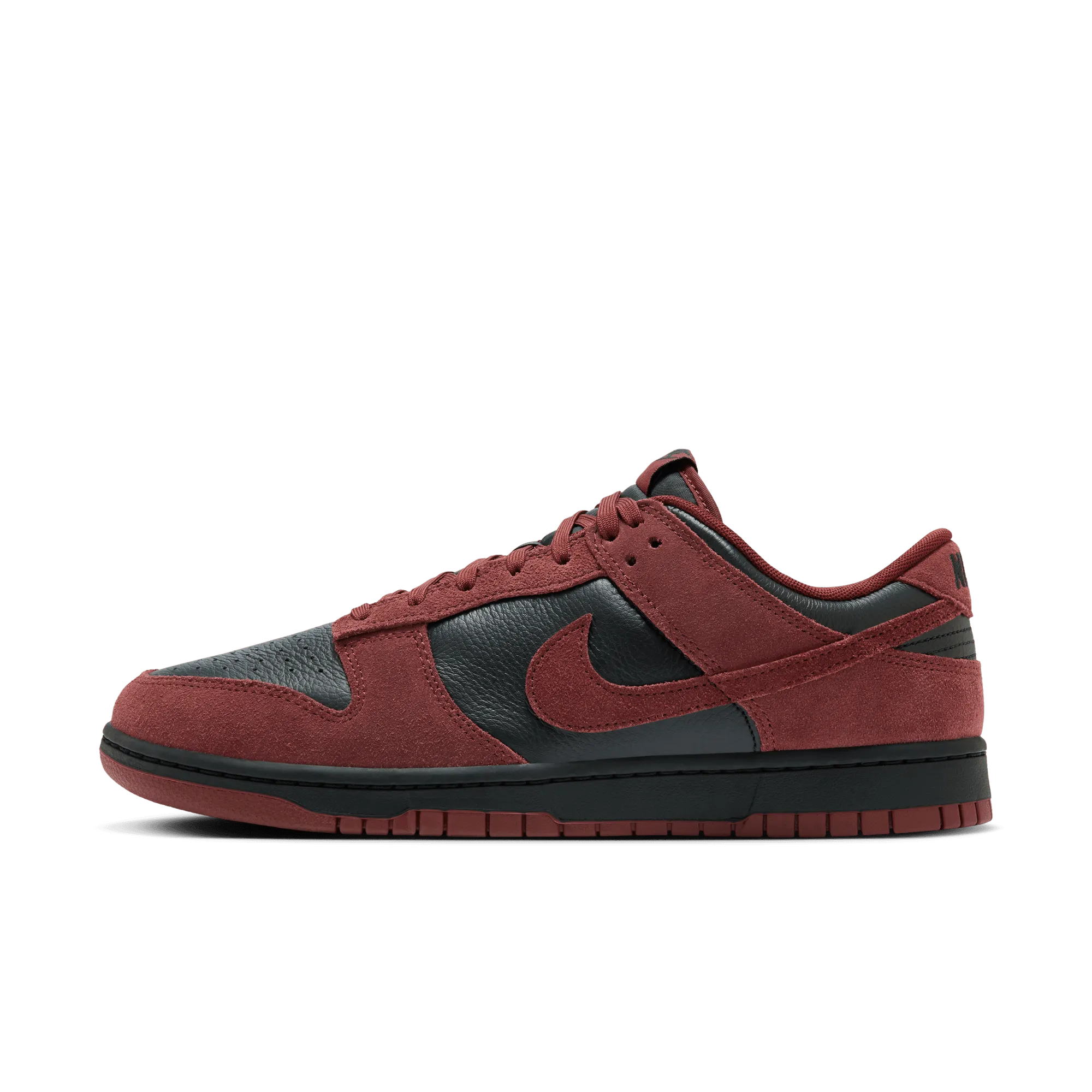 NIKE DUNK LOW RETRO SE