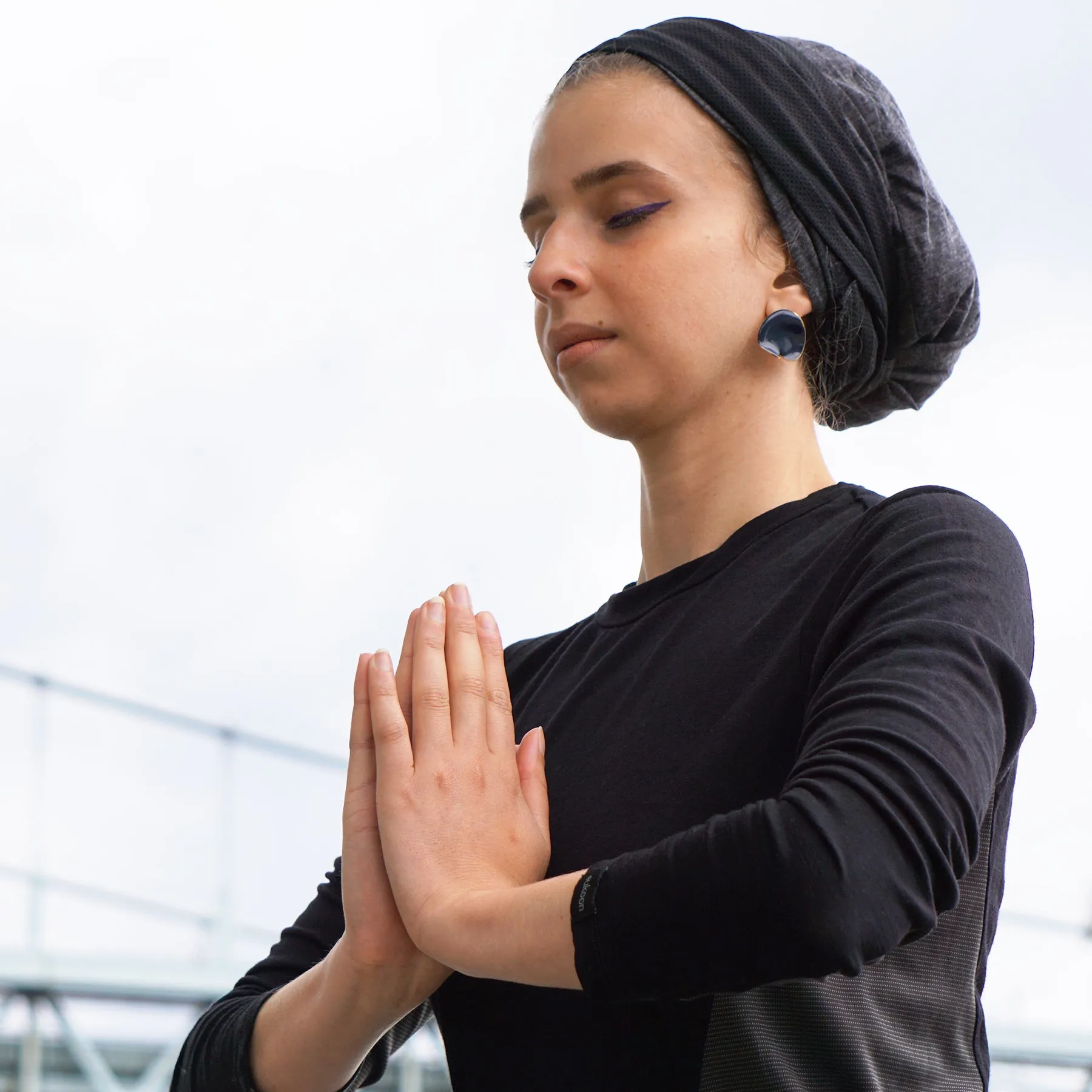 Technical Up-Do Hijab