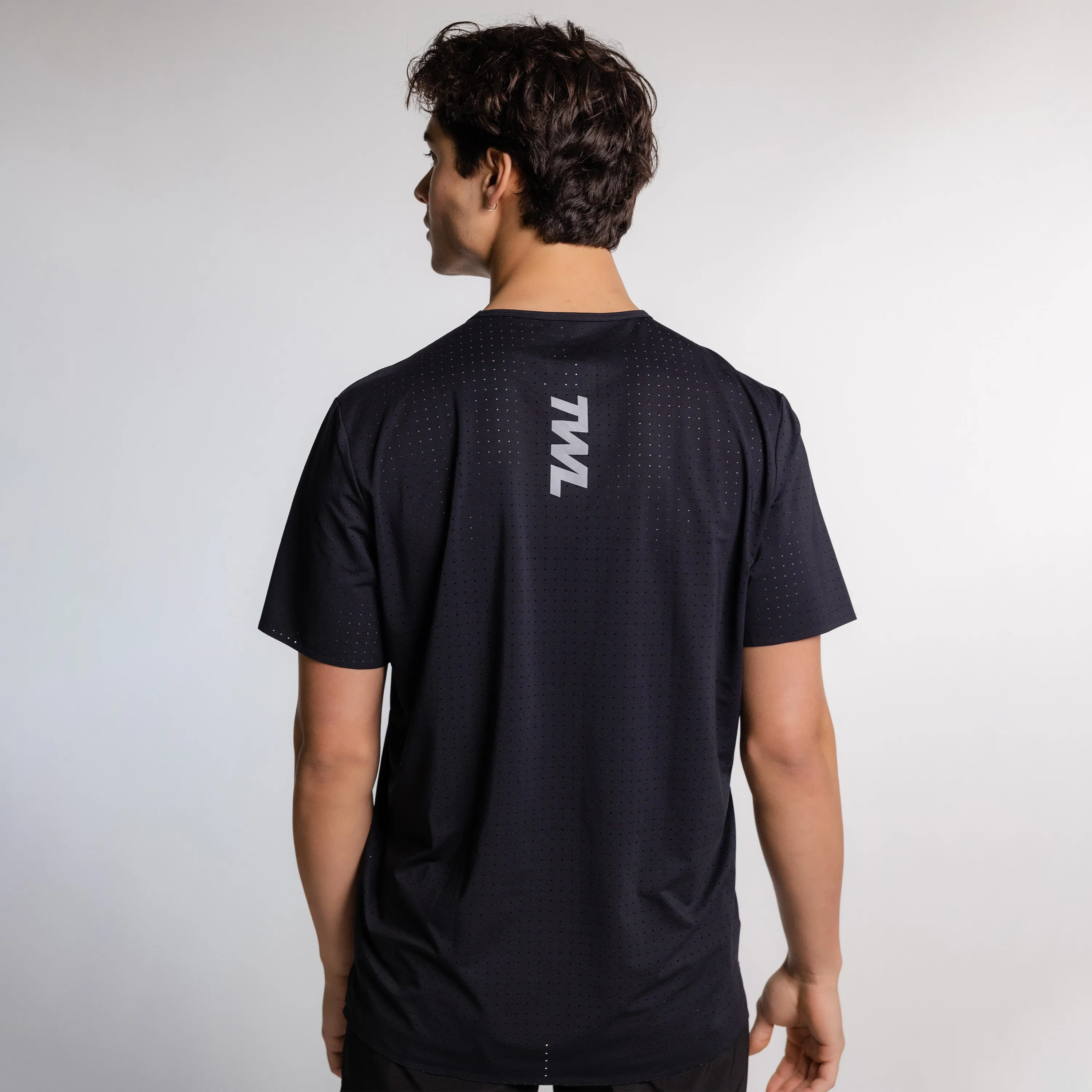 TWL - MEN'S PACE T-SHIRT - BLACK/SILVER REFLECTIVE