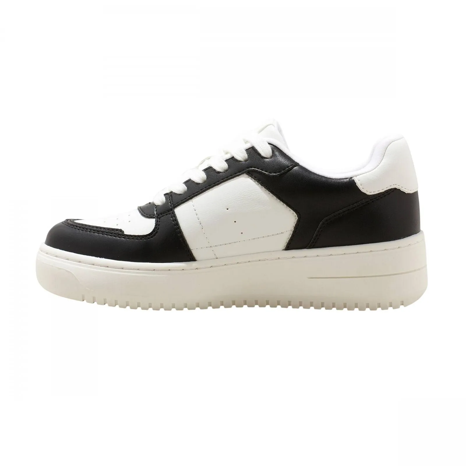 Wild Fable Womens Lola Lace-Up Sneakers with Memory Foam Insole Black 7.5M