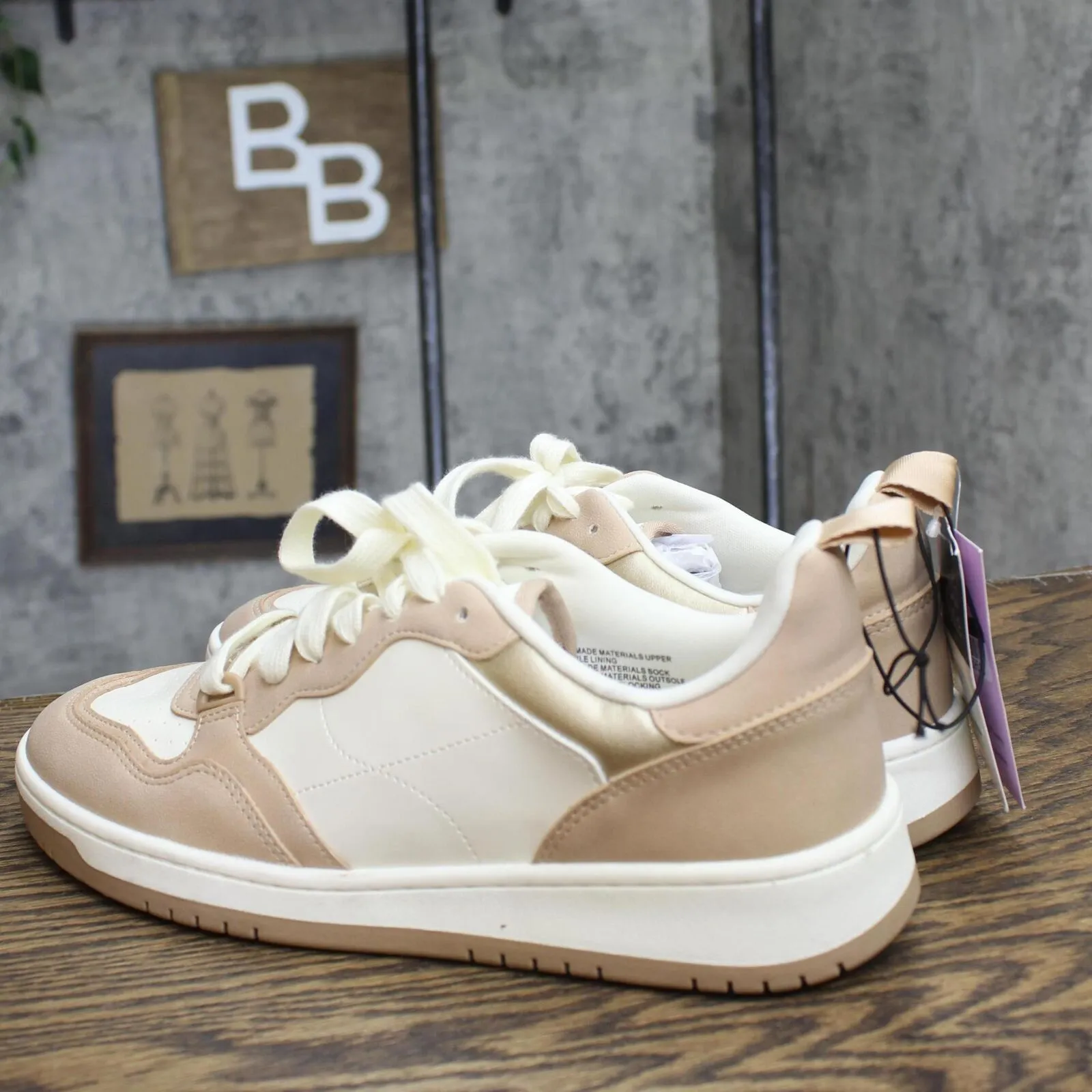 Wild Fable Womens Netty Fashion Sneakers with Memory Foam Insole Tan Brown 9.5M