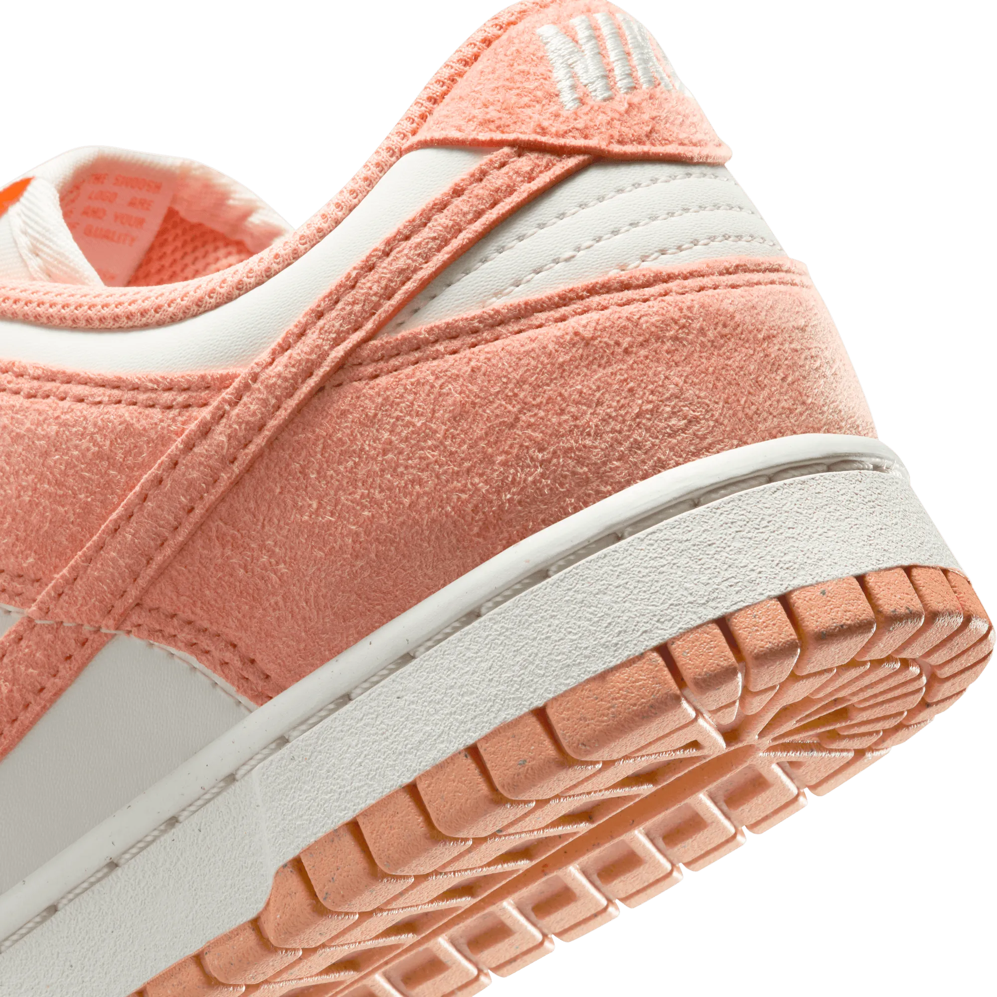 WMNS NIKE DUNK LOW