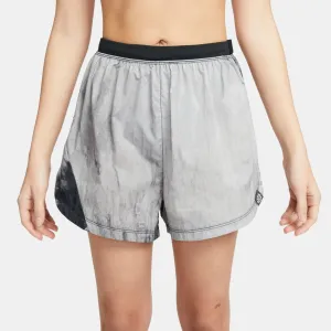 Women's Nike Dri-Fit Trail Repel Short 3in